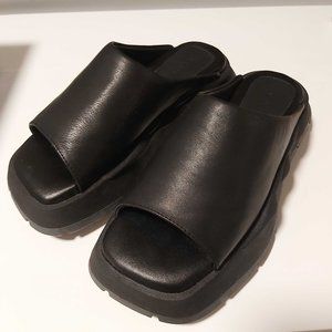 Eytys Black Sensa Slides